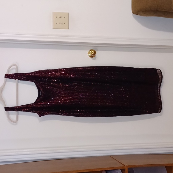 Lavera - Chic Sequins Dress
